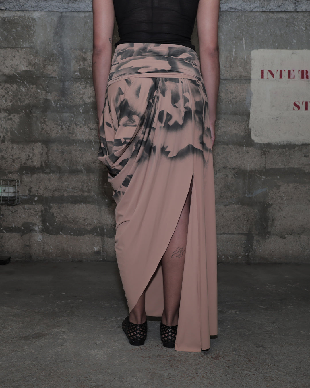MOIRAI DRAPED SKIRT_BIEGE